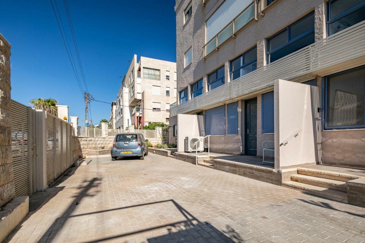 Port City Haifa - Bat Galim Oceanfront Luxury エクステリア 写真