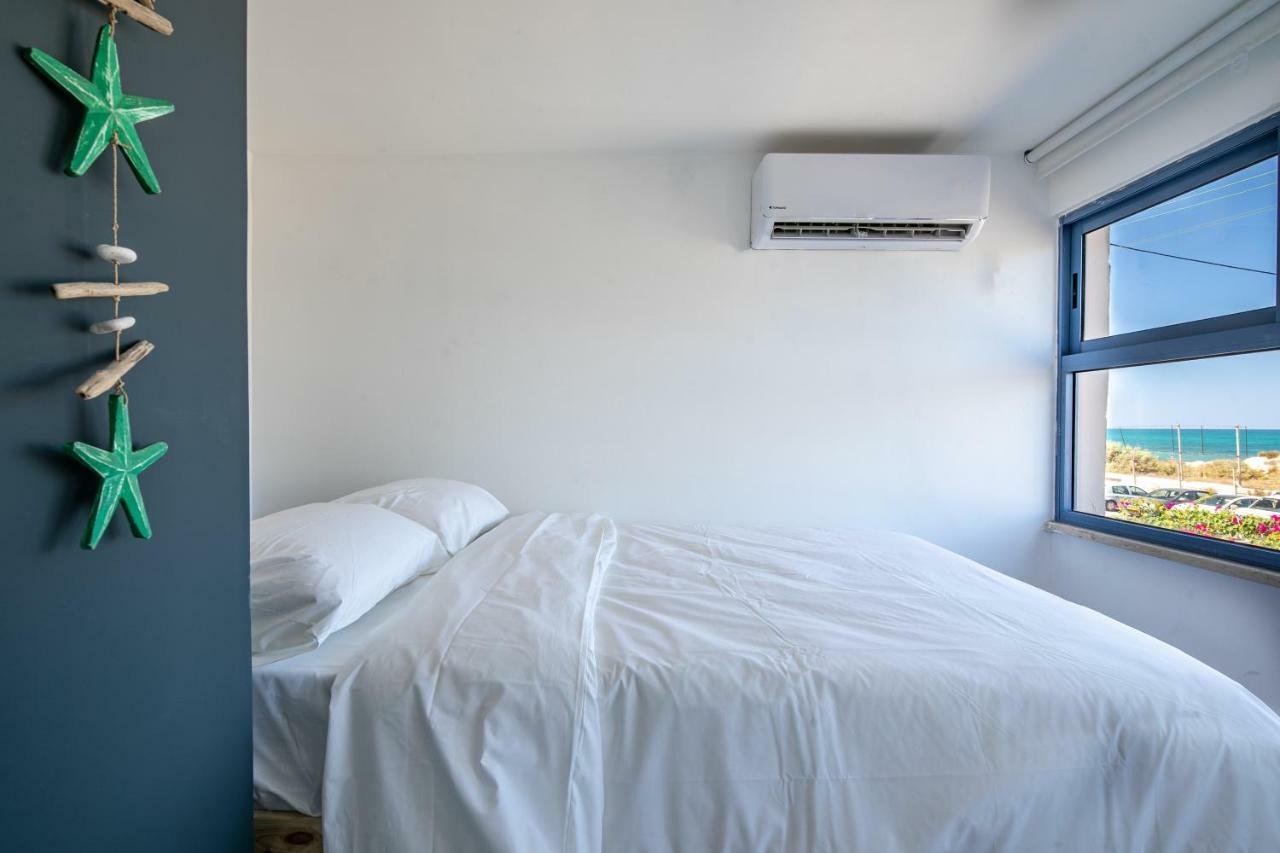 Port City Haifa - Bat Galim Oceanfront Luxury エクステリア 写真
